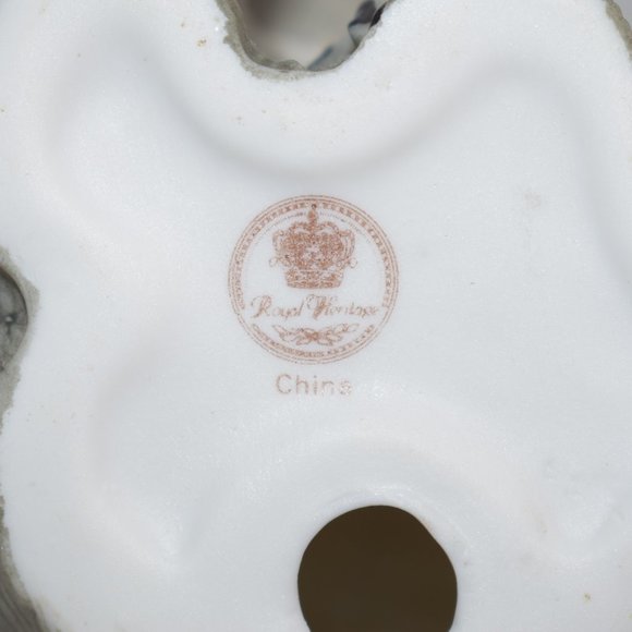 Royal Heritage Koala Porcelain Figurine - Picture 5 of 5